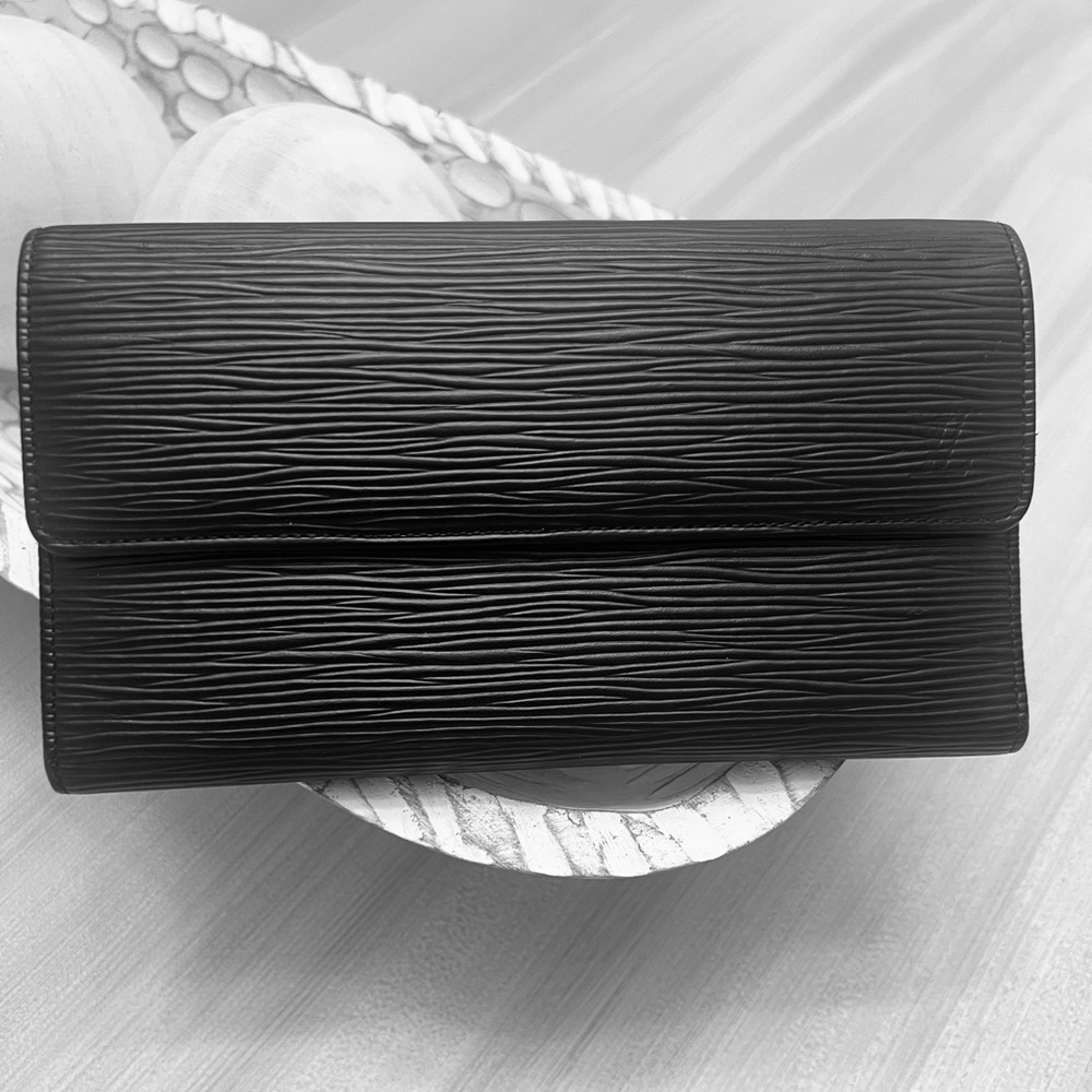 AUTHENTIC LOUIS VUITTON EPI CONTINENTAL WALLET